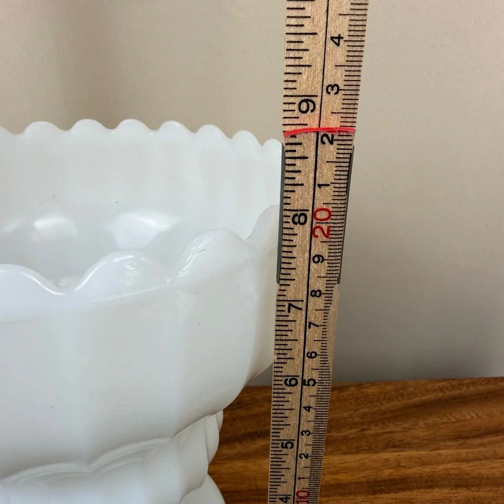 Vintage White Milk Glass Scalloped Ribbed Compote Pedestal Candy Dish Bowl 8in